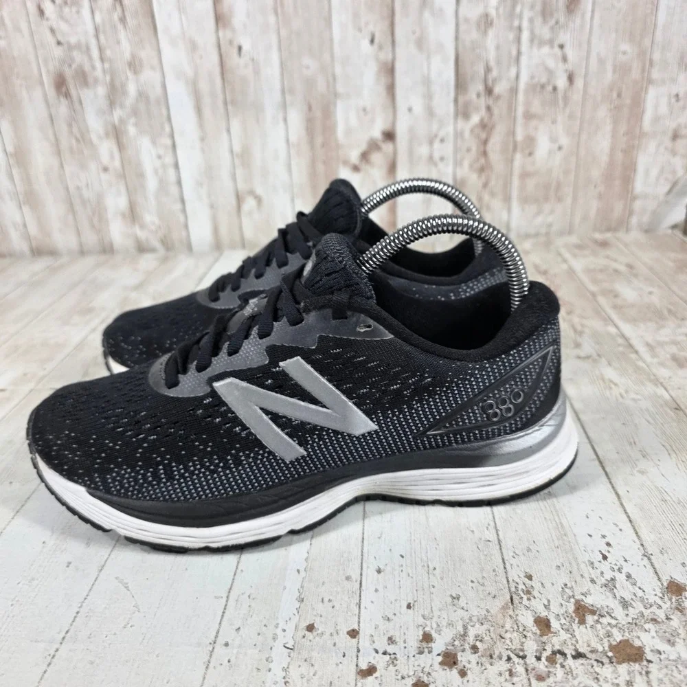 New Balance 880v8 Womens Running Shoes Black Silver W880BK8 Size 8 Wide D